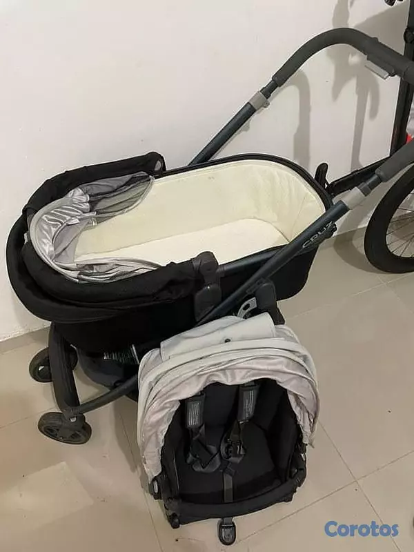 coches y sillas - Coche de bebe, cargador, marca uppababy con sus accesorios 3