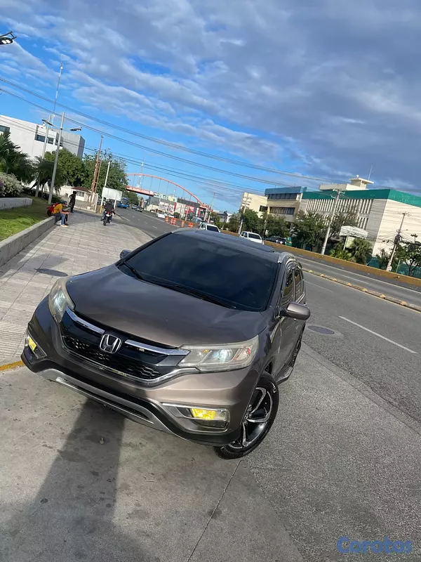 jeepetas y camionetas - Se vende honda CRV 2015 EX 4x4 AWD
Recibo vehículo de menor valor  2
