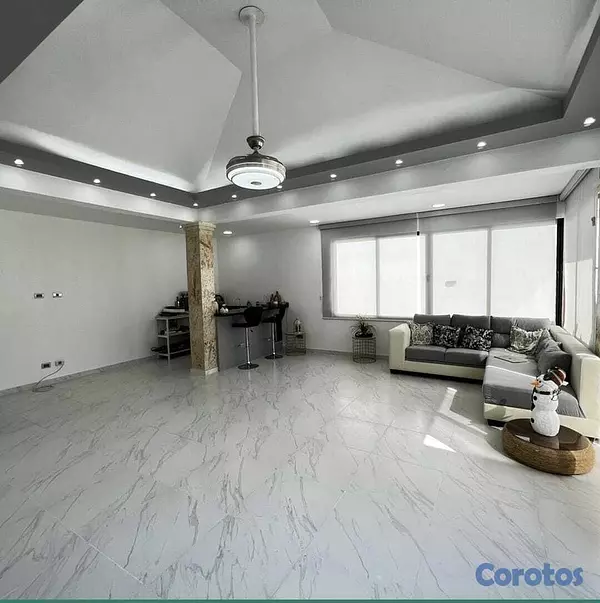 casas - Vendo Moderna Casa de 2 Niveles en Arroyo Hondo II 5