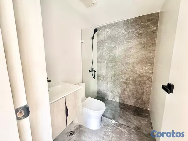 apartamentos - vendo Miramar Sur vista al mar tres habitaciones con su baño 3 parqueos balcón 11