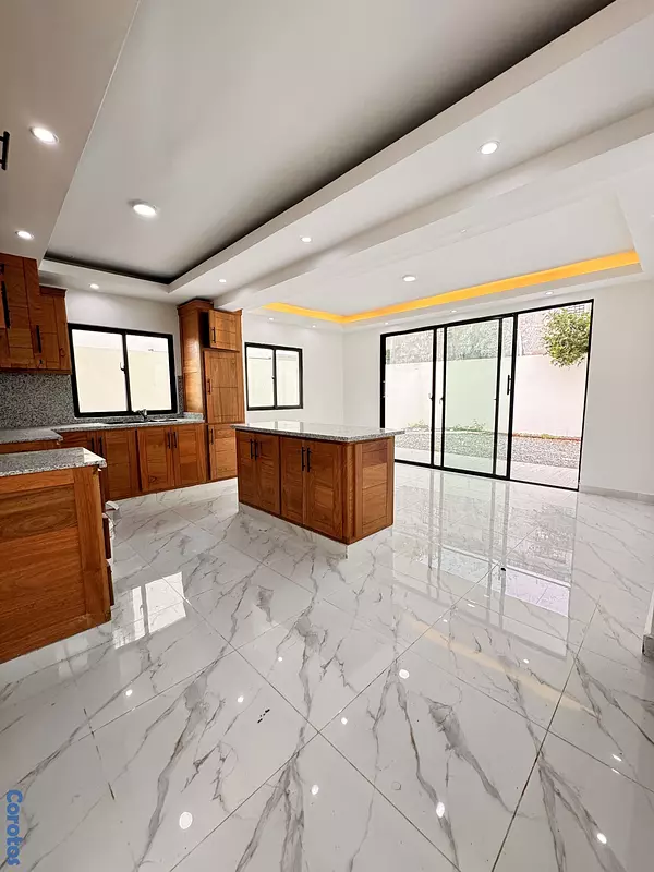 casas - venta de casa en la autopista de san isidro brisa oriental  5