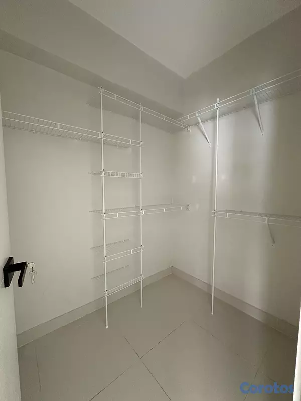 apartamentos - Apartamento en Alquiler de 2 Habitaciones con Línea Blanca - Piantini  13