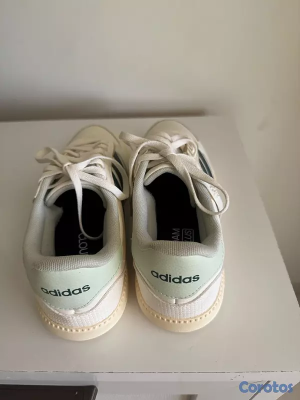 zapatos unisex - Adidas size 7 y medio OFERTA 💰💰💰 8