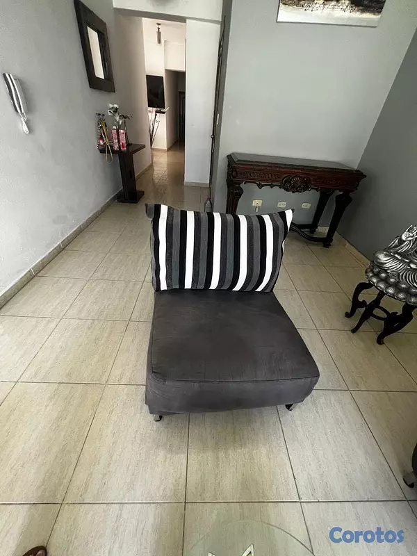 muebles y colchones - Sofá seccional Gris con Chaise y butaca gris individual 3