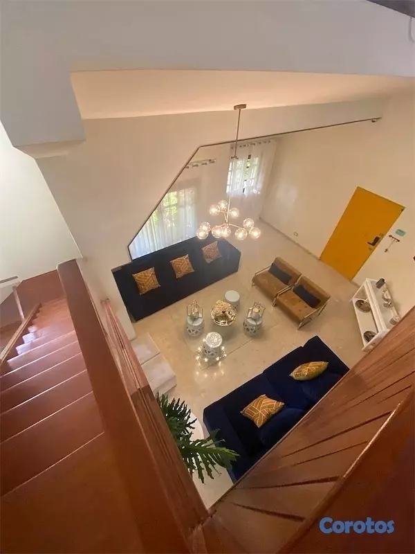 casas vacacionales y villas - Vendo en Jarabacoa, mansion amueblada con paneles solares de 1070mts 7
