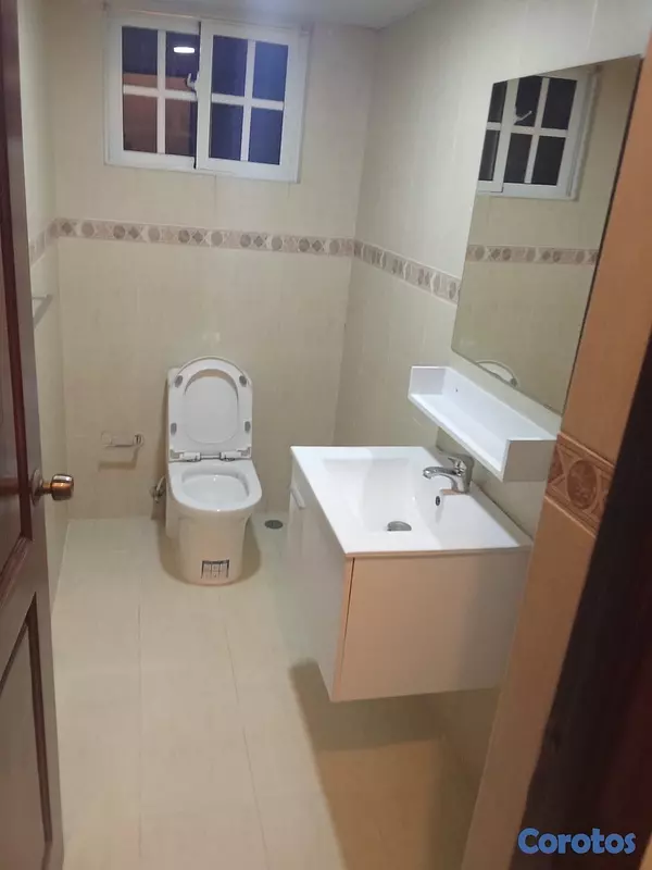 apartamentos - Bella Vista: Alquiler de Apartamento Amplio con Balcón. 10