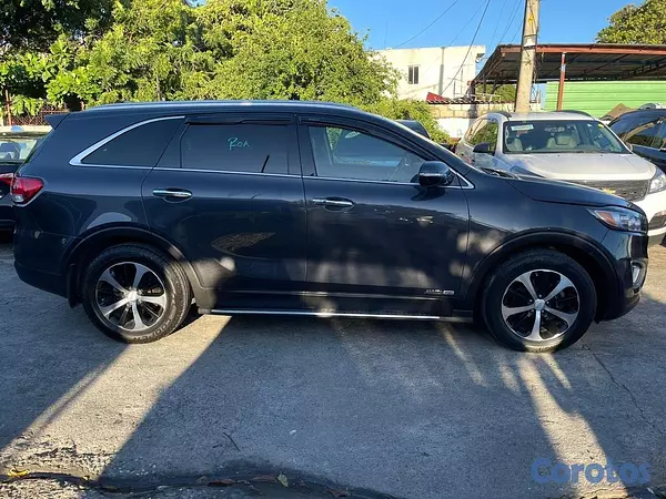 jeepetas y camionetas - Kia Sorrento 2017 EX (todo eléctrico) asientos en piel. 6