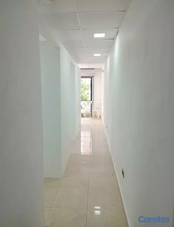 oficinas y locales comerciales - LOCAL COMERCIAL  3