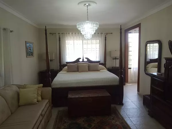 casas - Se Alquila Casa Amueblada en Altos de Arroyo Hondo III,  US$ 1,990,  10