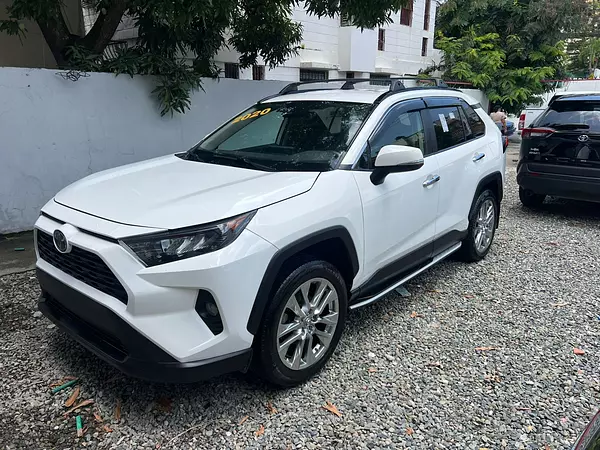 jeepetas y camionetas - toyota rav4 2020 le  9