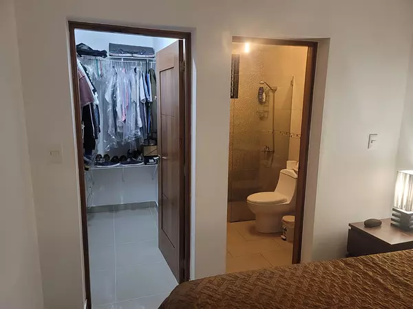 apartamentos - Se Vende Penthouse en Llanos de Gurabo 6