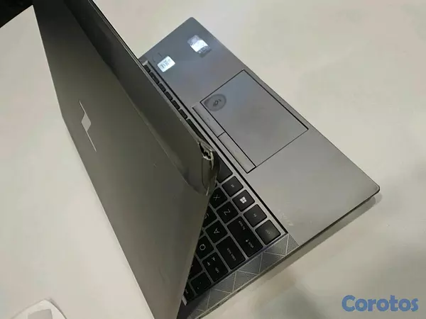 computadoras y laptops - HP Zbook Firefly G7 i5 10Gen 256GB/16GB 6