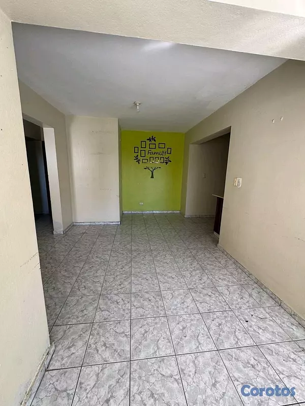 apartamentos - vendo apartamento  130 m2 avenida independencia  3 habitaciones  en zona exclusi 5