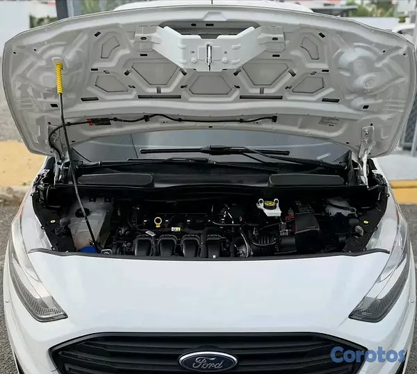 jeepetas y camionetas - FORD TRANSIT CONNECT XL 2021  Recién Importada 6