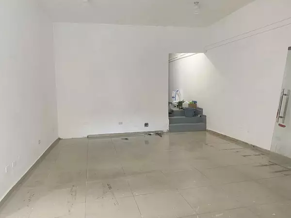 oficinas y locales comerciales - Local en Bella vista  2