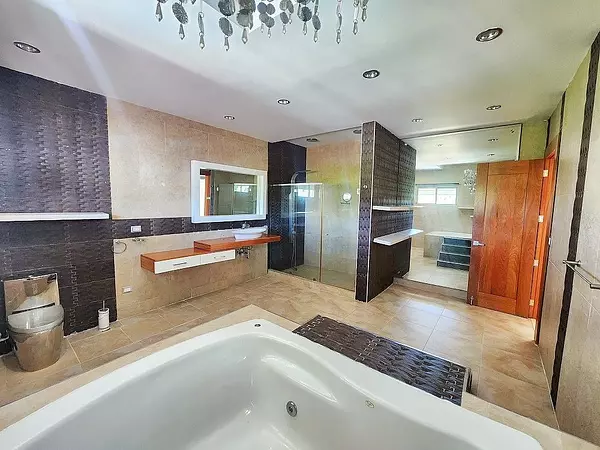 casas - Casa en alquiler en Villa María, Santiago, cerca de todo 6