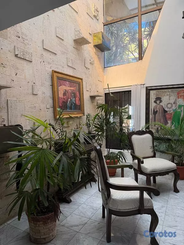 casas - Casa duplex de 3 habitaciones en venta en Urb. Rea 12