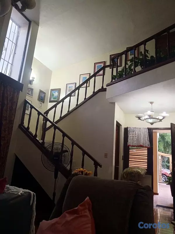 casas - Casa  en venta en zona residencial, avenida Independencia distrito nacional 15