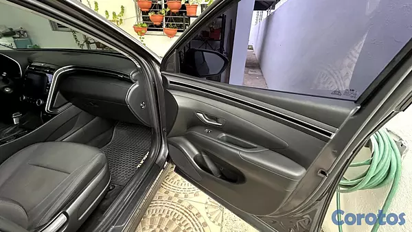 jeepetas y camionetas - Vendo de oportunidad Hyundai Tucson 2023 Semi-full 3
