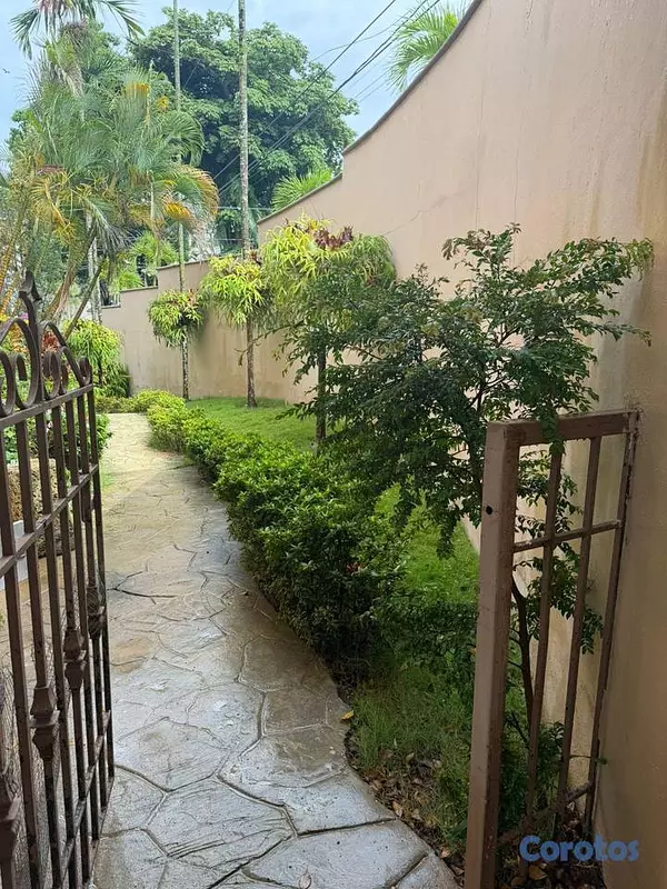 casas - Casa de 4 habitaciones 4 baños en alquiler en Arro 11