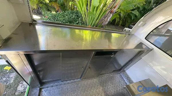 otros vehiculos - bar-truck 4