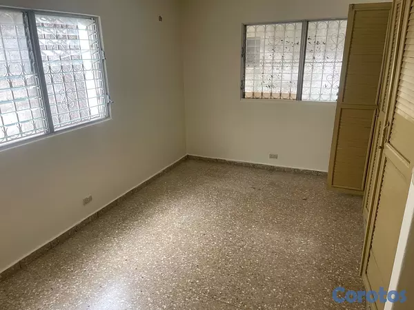 apartamentos - Avenida independencia apt 2 hab 2 baño amplio 4