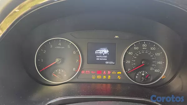 jeepetas y camionetas - Kia Seltos 2022 (Motor Doch de gasolina)  2