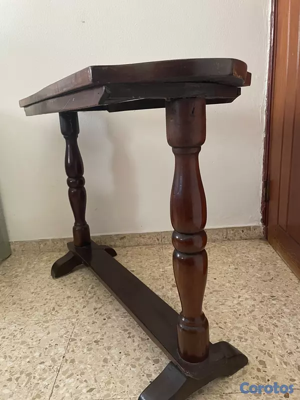 muebles y colchones - Mesa Parzon caoba clásica 4
