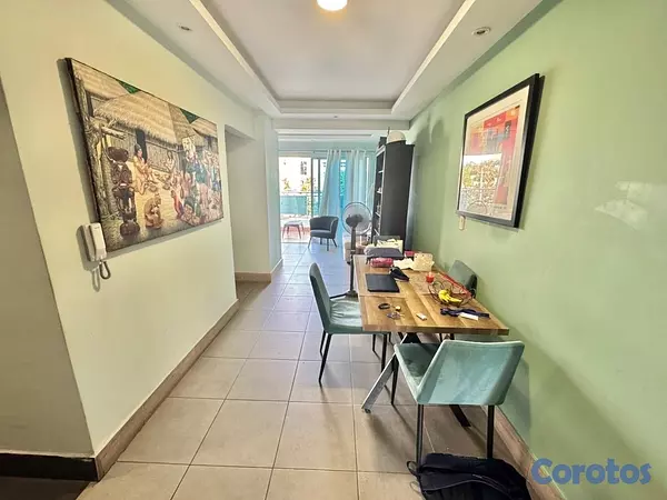 apartamentos - vendo naco segundo nivel una habitación terraza 1.5 baños parqueo área de lavado 4