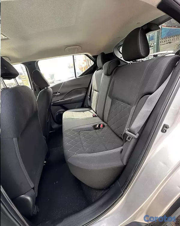 jeepetas y camionetas - Nissan Kicks SV 2020 8