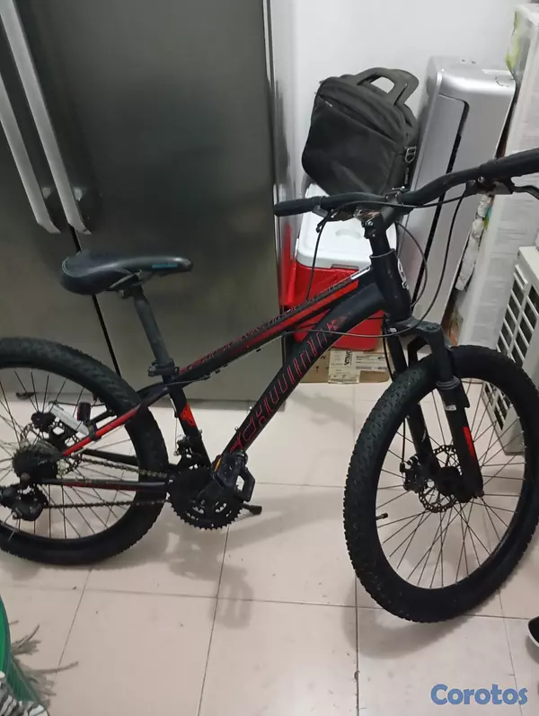 bicicletas y accesorios - Bicicleta casi nueva, para montar y transportarse. 3