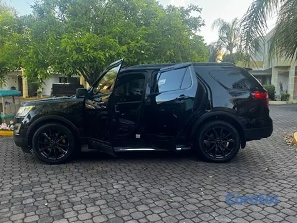 jeepetas y camionetas - Ford Explorer 2017 Sport Package 6