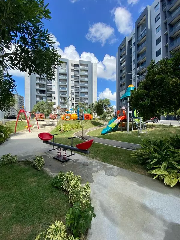 apartamentos - Apartamento con Piscina y Area de Niños en Ave. Hispanoamericana  5