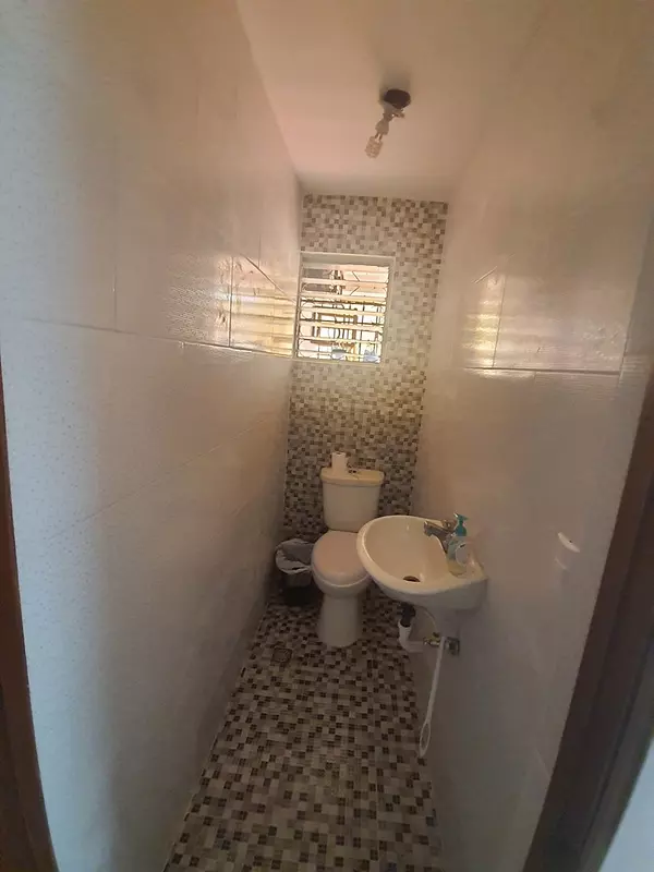 casas - Se vende casa en Av. Independencia  5