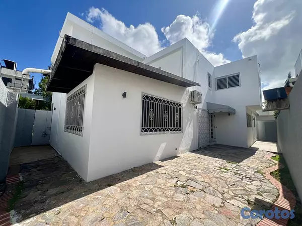 casas - Casa de 4 habitaciones 3 baños en alquiler en Viej 9