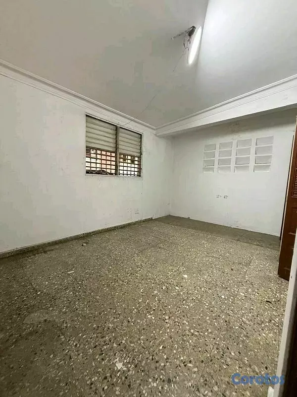 casas - Alquiler de Casa en Los Prados  4