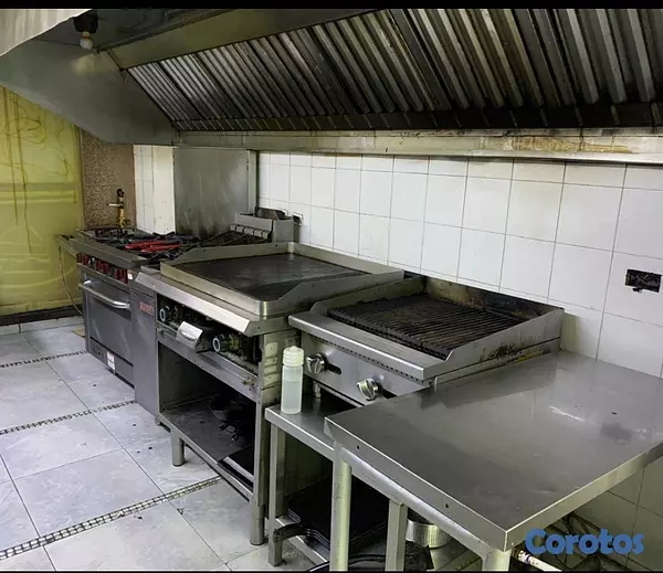 solares y terrenos - LOCAL DE RESTAURANTE EN ALQUILER PIANTINI 5