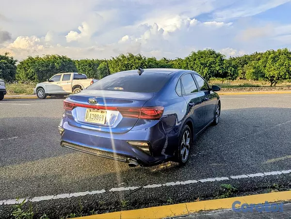 carros - Kia Forte 2019  2