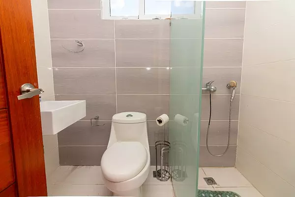 apartamentos - Vendo Apartamento en 📍Renacimiento 
⚡3- habitaciones cada una con 
     baño  7