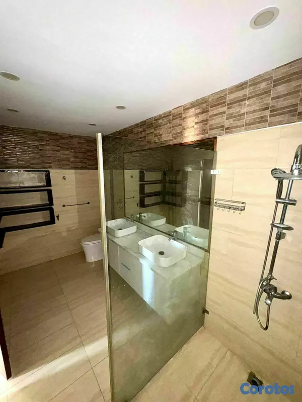 penthouses - VENDO Penthouse de 3 Habitaciones  en  Urbanizació 9