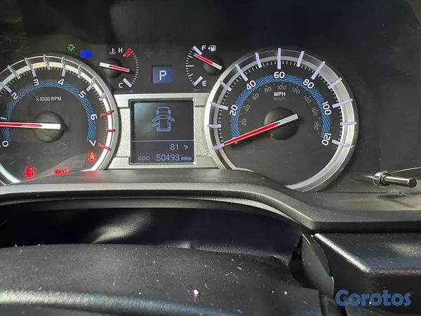 jeepetas y camionetas - 🚙 ¡OPORTUNIDAD! SUV DE LUJO EN EXCELENTE ESTADO 🚙
 8