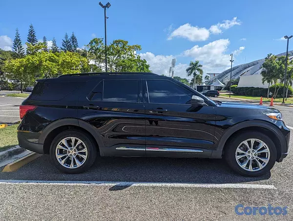 jeepetas y camionetas - Ford Explorer xlt 2020 10