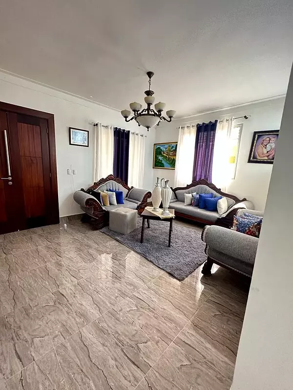 casas - Casa en Terminacion Ubicada en Urbanizacion Cerrada, Gurabo 5