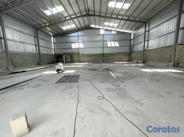 oficinas y locales comerciales - nave céntrica en alquiler  4