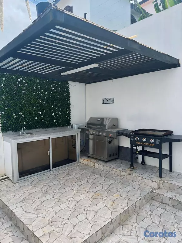 casas - CASA DE LUJO EN RESIDENCIAL CERRADO- Residencial R 20