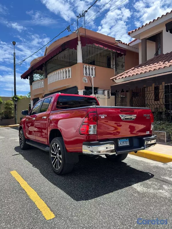 jeepetas y camionetas - la más Nueva Toyota Hilux Srv Limited 2020 5