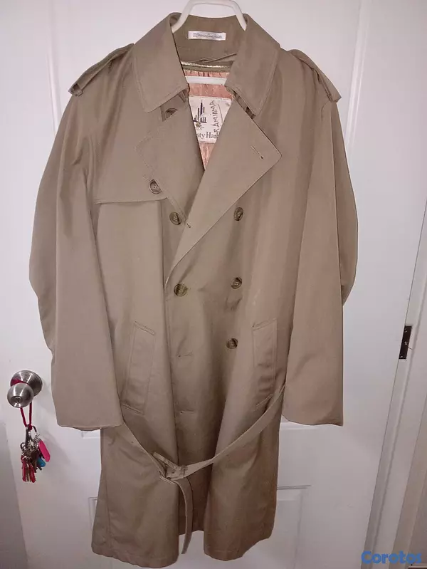 ropa para hombre - Abrigo tipo overcoat/rain coat/ trench coat, marca 1