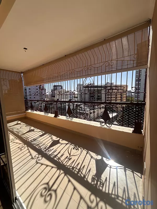 apartamentos - vendo o alquilo la Esperilla tres habitaciones con su baño dos parqueos balcón  8