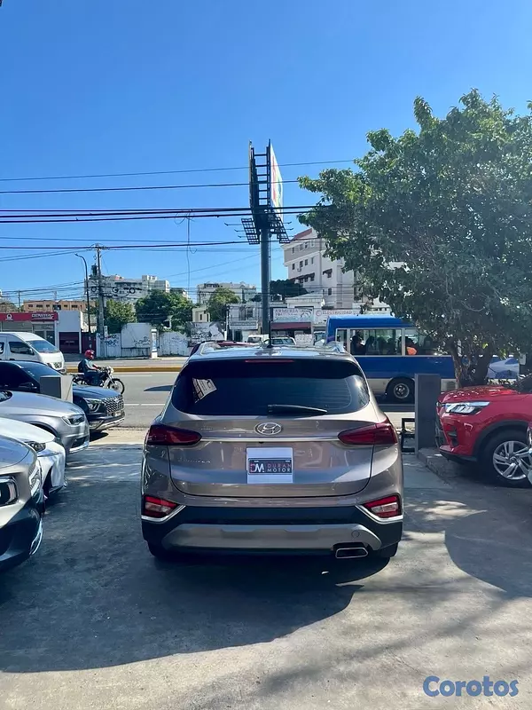 jeepetas y camionetas - Hyundai Santa Fe 2020 7