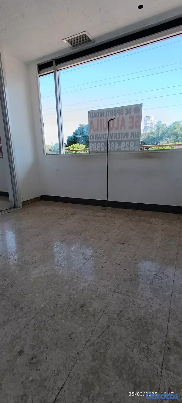 apartamentos - Plaza comercial excelente para Oficina o negocio, varios parqueos, 130 mts . 3